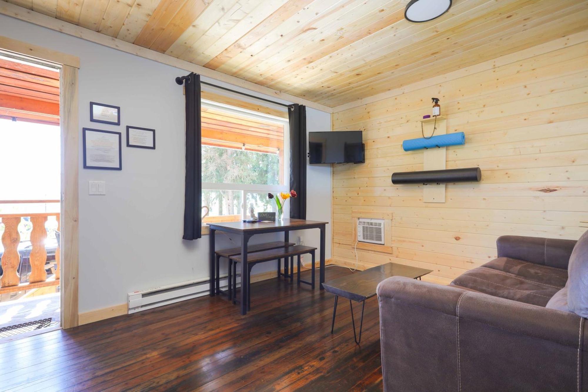 The Valley View Cabins And Event Center Creston Esterno foto