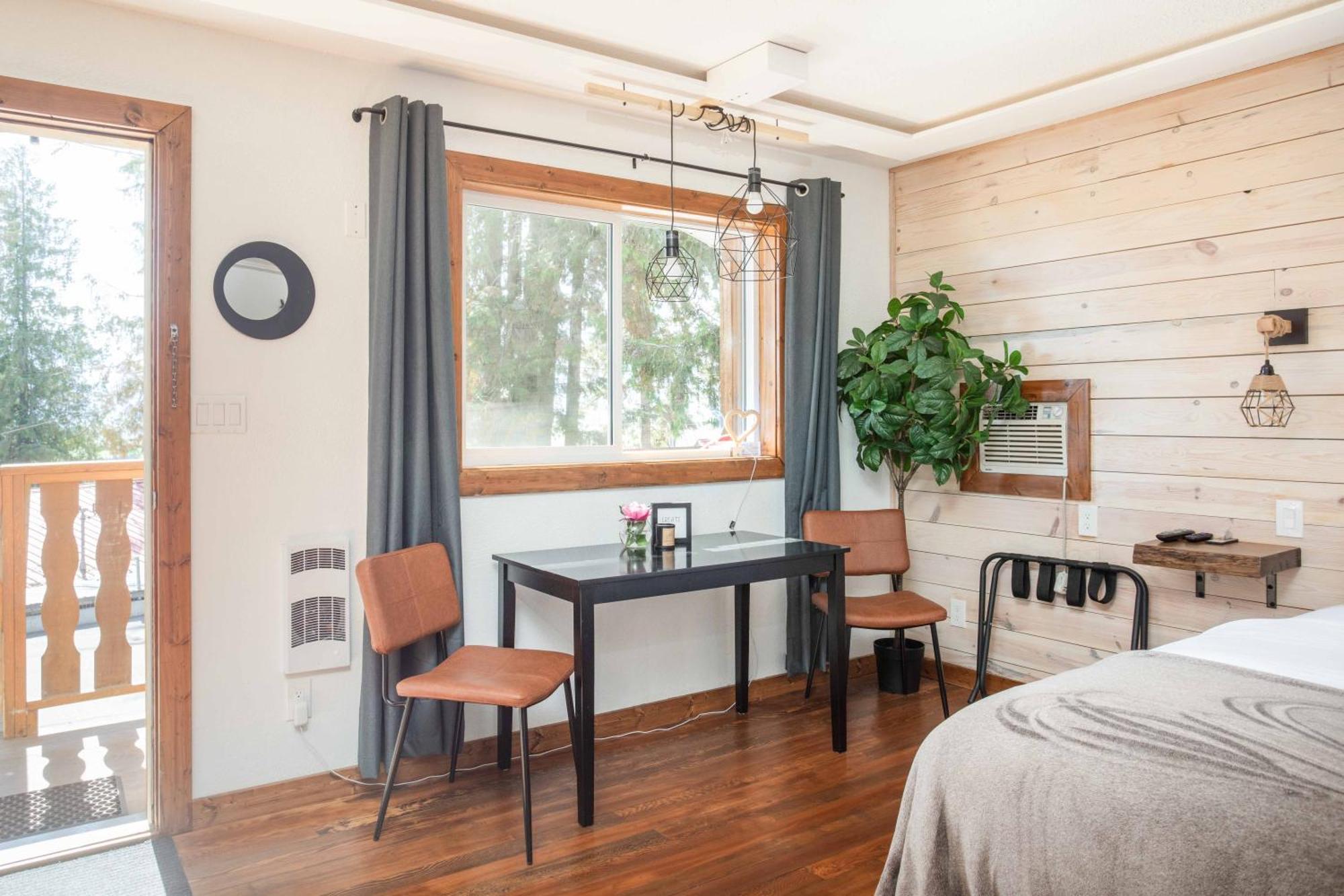 The Valley View Cabins And Event Center Creston Esterno foto
