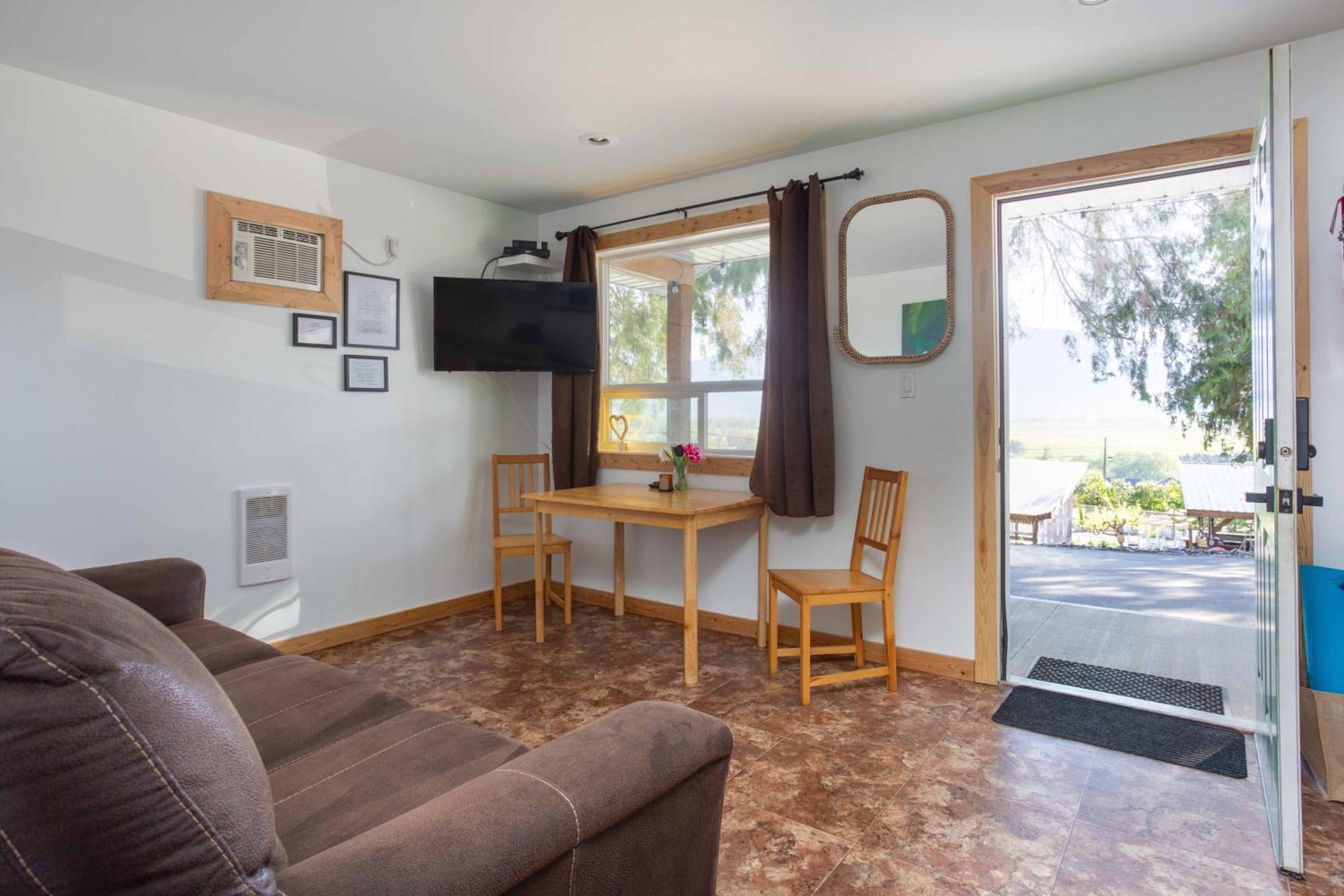The Valley View Cabins And Event Center Creston Esterno foto