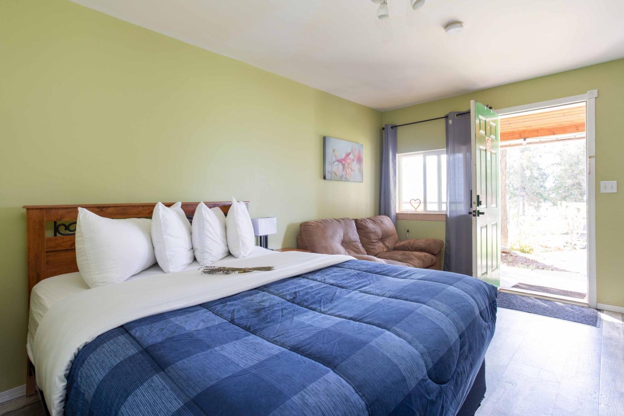 The Valley View Cabins And Event Center Creston Esterno foto