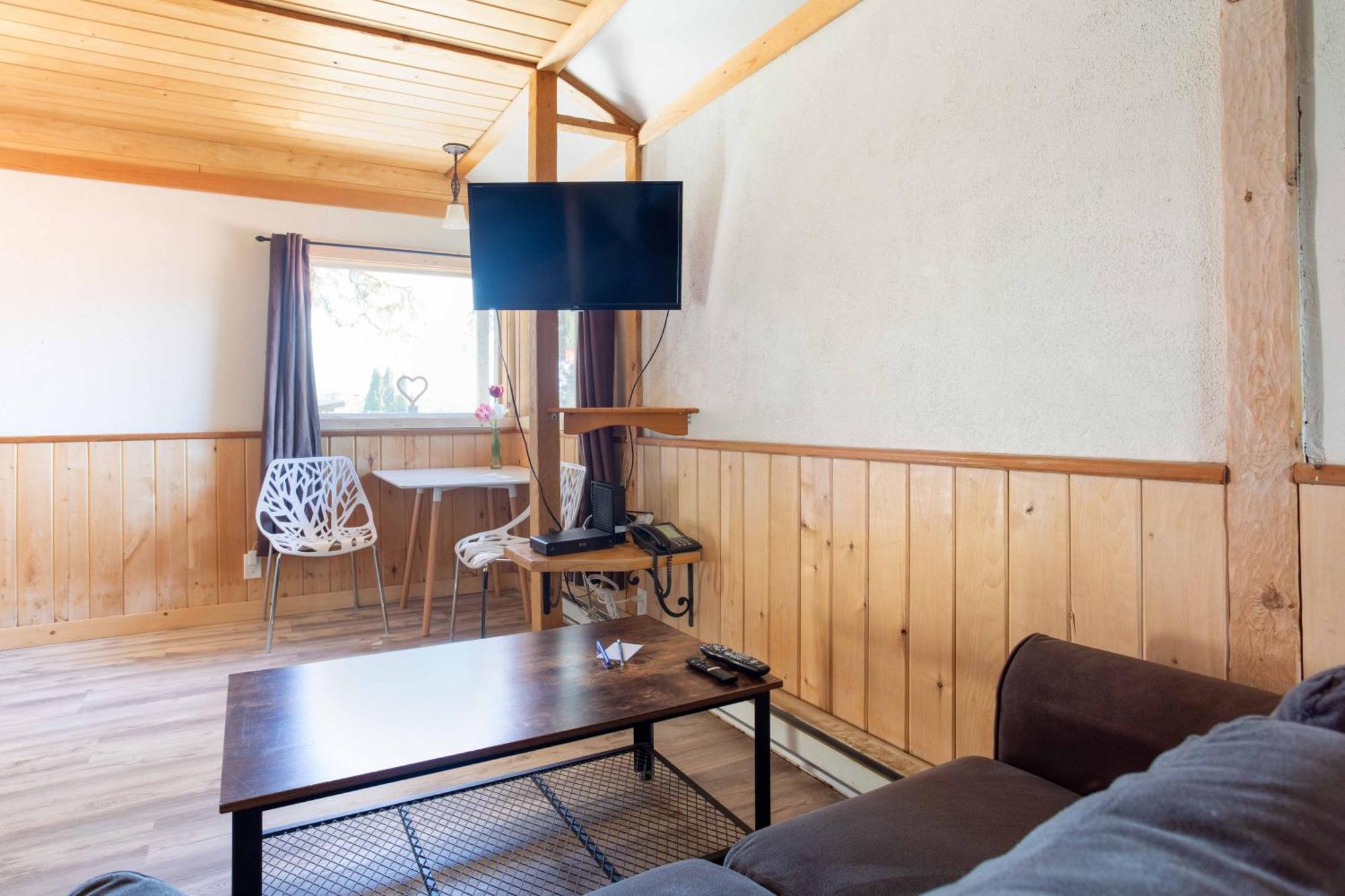 The Valley View Cabins And Event Center Creston Esterno foto